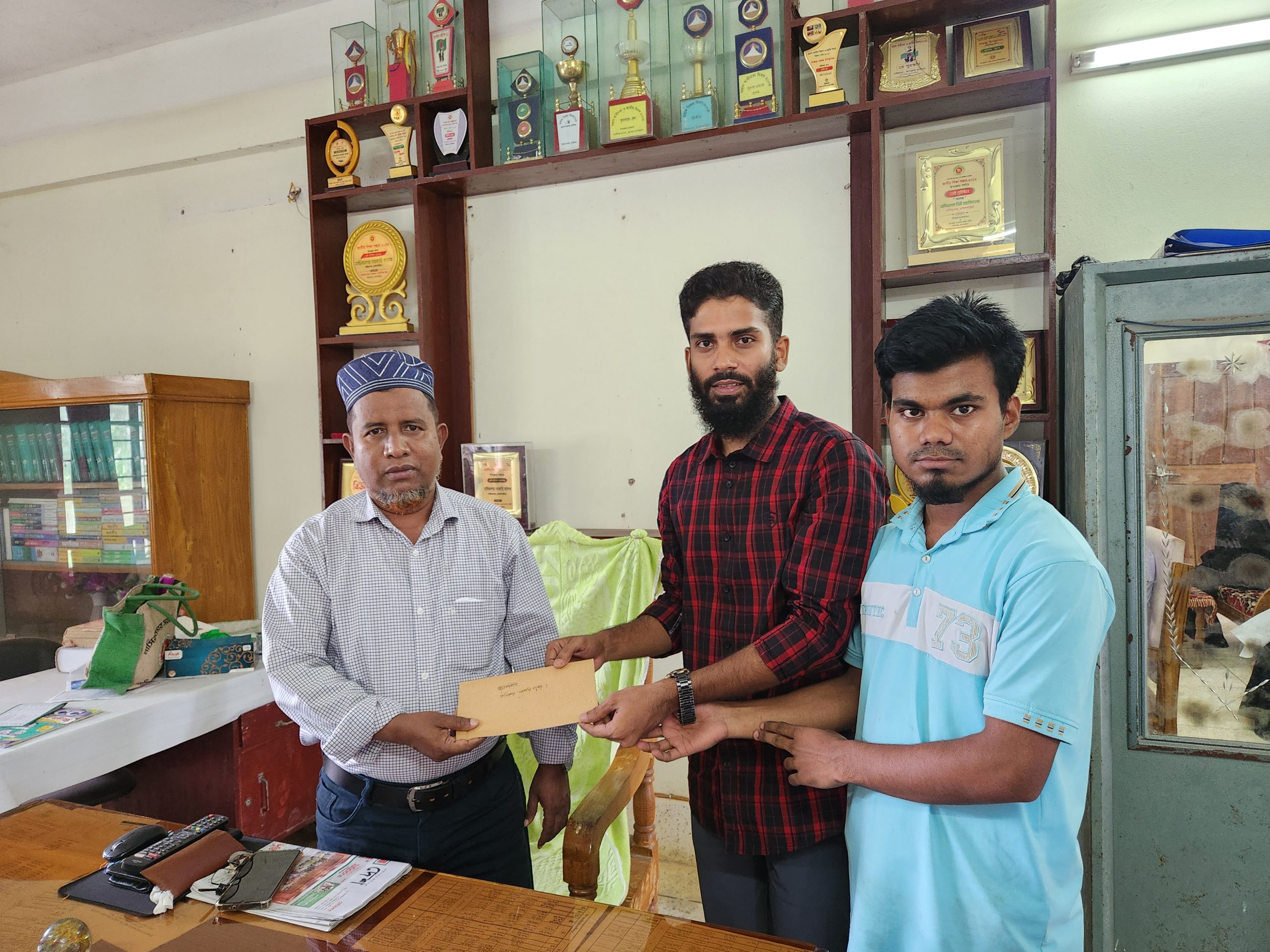 নাসিরনগর সরকারি কলেজে অপসংস্কৃতির প্রতিবাদে স্মারকলিপি প্রদান ও হেফাজতে ইসলামের আলোচনা সভা অনুষ্ঠিত