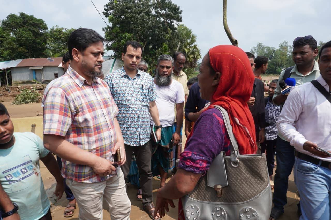 শেরপুরে ভাঙা বাঁধ পরিদর্শন, ক্ষতিগ্রস্তদের দ্রুত পুনর্বাসনের আশ্বাস জেলা প্রশাসকের