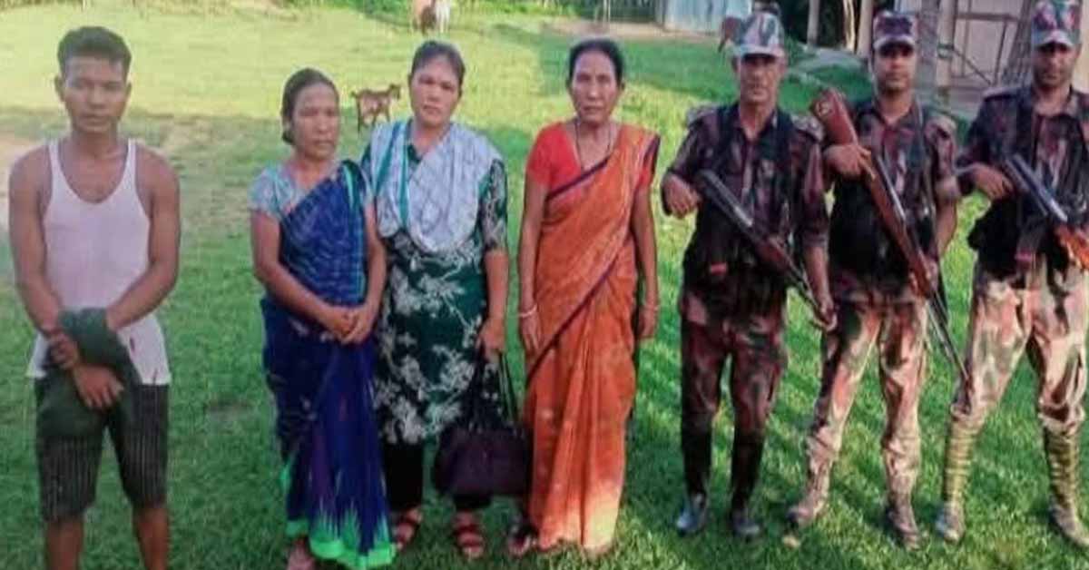ছিনতাইকারীর কবল থেকে তিন নারীকে উদ্বার