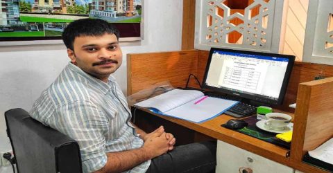 মেধা, পরিশ্রম আর দৃঢ় সংকল্পে তরুণ প্রজন্মের জন্য দৃষ্টান্ত বেরোবির সেলিম