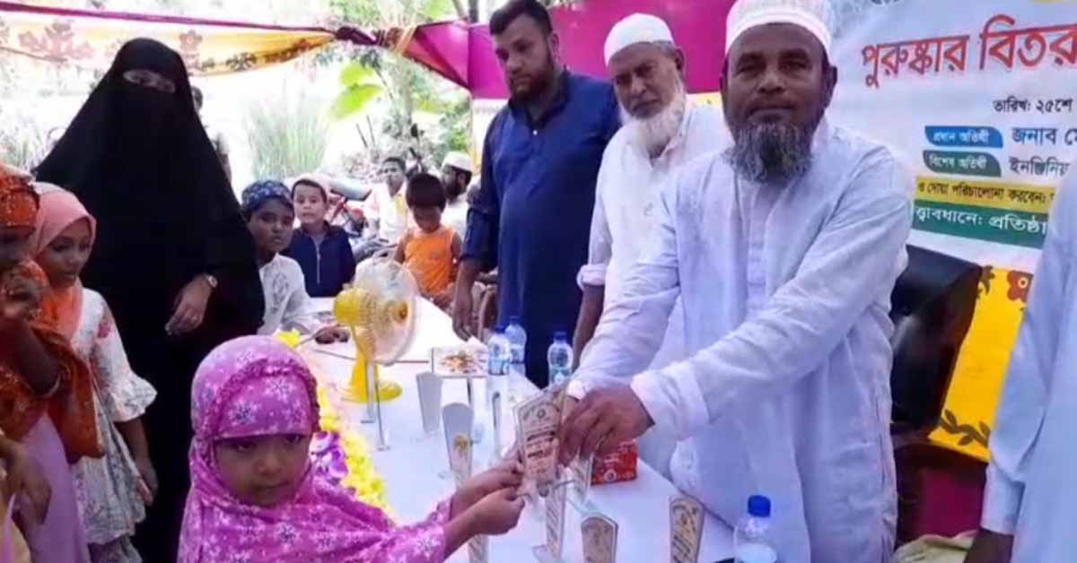 জয়পুরহাট মহিউস সুন্নাহ নুরানী মাদ্রাসা এন্ড স্কুলে ২য় সেমিষ্টার পরীক্ষার ফল প্রকাশ ও পুরস্কার বিতরন অনুষ্ঠিত