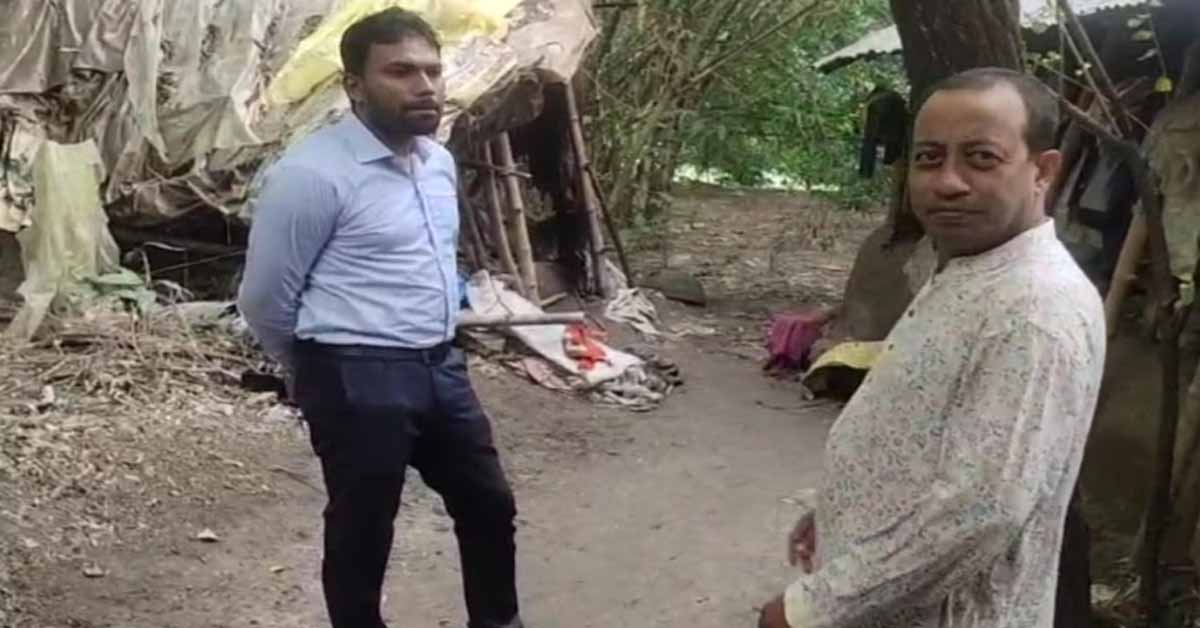 ফতেপুরে আসমানী খ্যাত সাবিত্রির বাড়ি পরিদর্শন করলেন সহকারী ভূমি কমিশনার অমিত বিশ্বাস