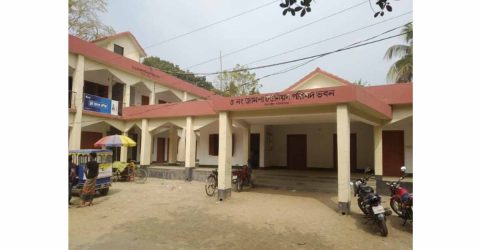 সিংগাইরে ৮ ইউনিয়নে ৪ প্রশাসনিক কর্মকর্তা