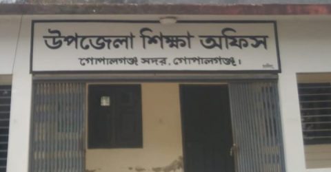 বিনামূল্যে শিক্ষা’র নির্দেশনা উপেক্ষা, প্রশাসনের নজরদারির অভাব