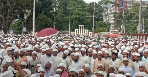 খেলাফতের বাংলাদেশ গড়তে রিক্সা মার্কায় ভোট দিন”-মামুনুল হক