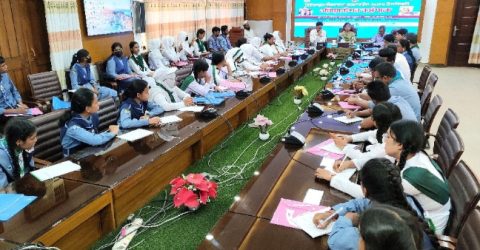 ঠাকুরগাঁওয়ে টাইফয়েড টিকাদান ক্যাম্পেইন সফল করতে স্কাউট ও গার্লস গাইডদের ওরিয়েন্টেশন কর্মশালা