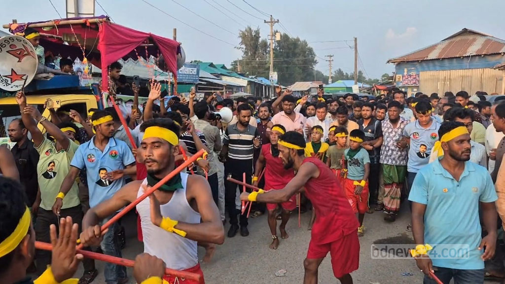 নোয়াখালীতে লাঠিখেলা-লোকগানে বিএনপির ৩১ দফা প্রচার
