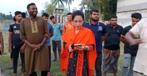 কালীগঞ্জে তারালীর খেলার মাঠ পরিদর্শন করলেন উপজেলা নির্বাহী কর্মকর্তা অনুজা মন্ডল।