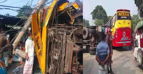 পাবনা-নগরবাড়ি মহাসড়কের বাঙ্গাবাড়িয়ায় ট্রাকের ধাক্কায় তিনজন নিহত