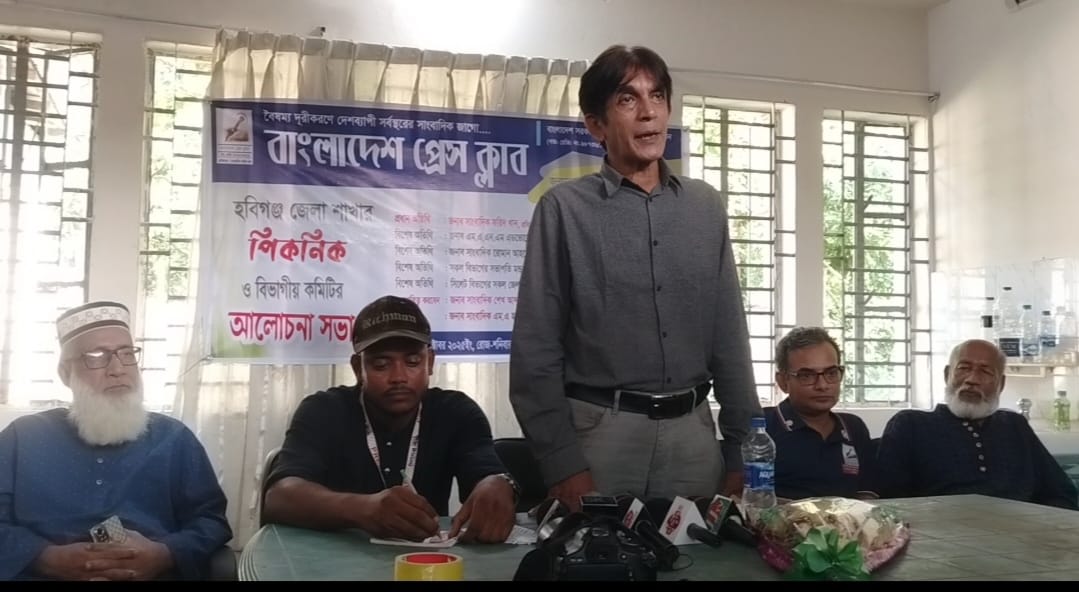 সাংবাদিকদের নিরাপত্তা নিশ্চিত করা সরকারের দায়িত্ব বলেনঃ সাংবাদিক ফরিদ খান