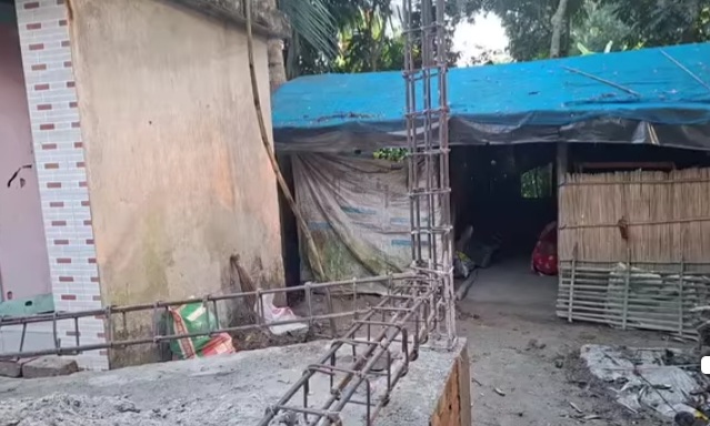 ভাঙ্গায় বসত ঘর তুলতে বাধা প্রতিপক্ষের: মামলায় হয়রানির অভিযোগ