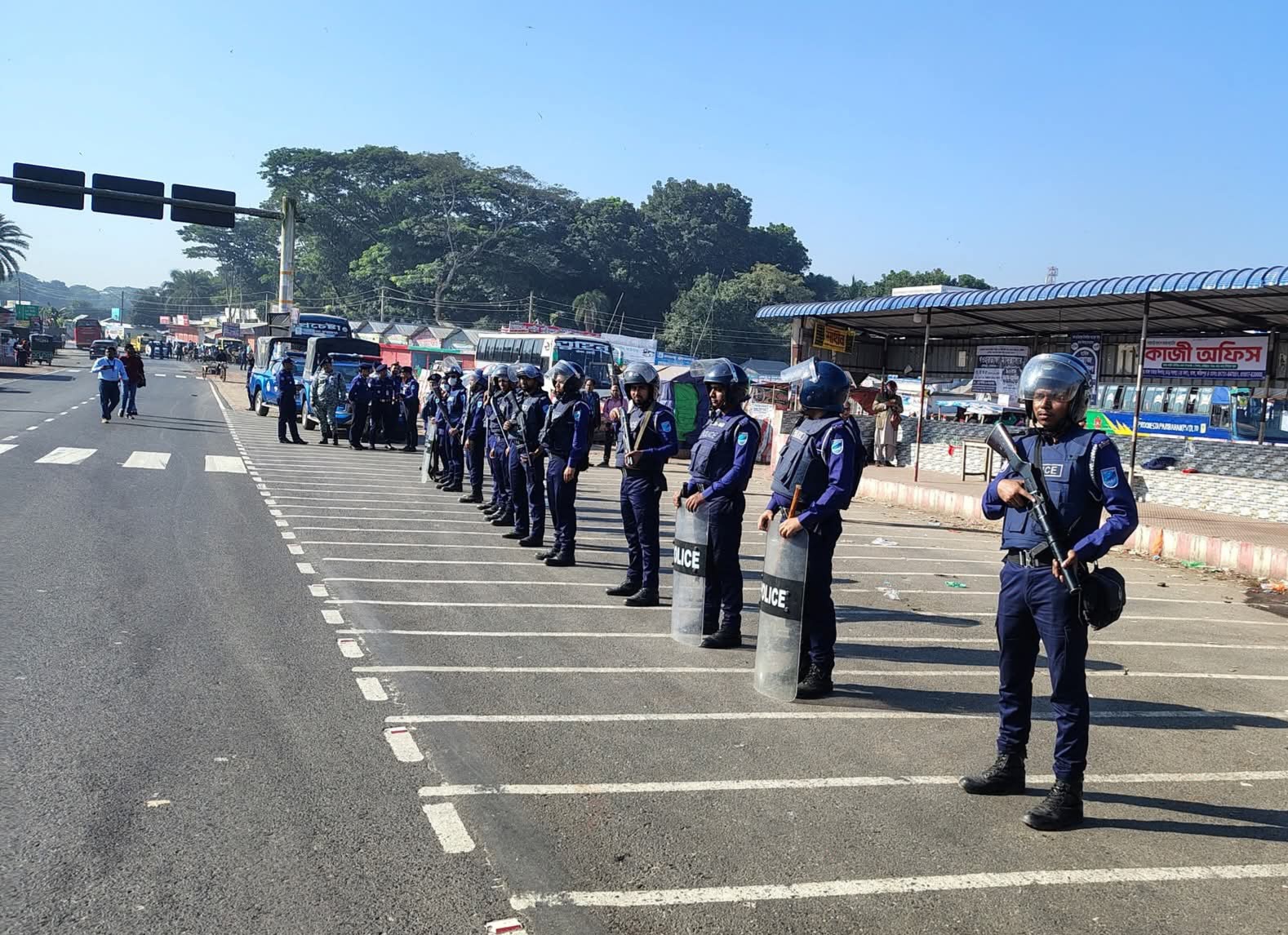 ভাঙ্গায় নিরাপত্তা জোরদার, যান চলাচল স্বাভাবিক