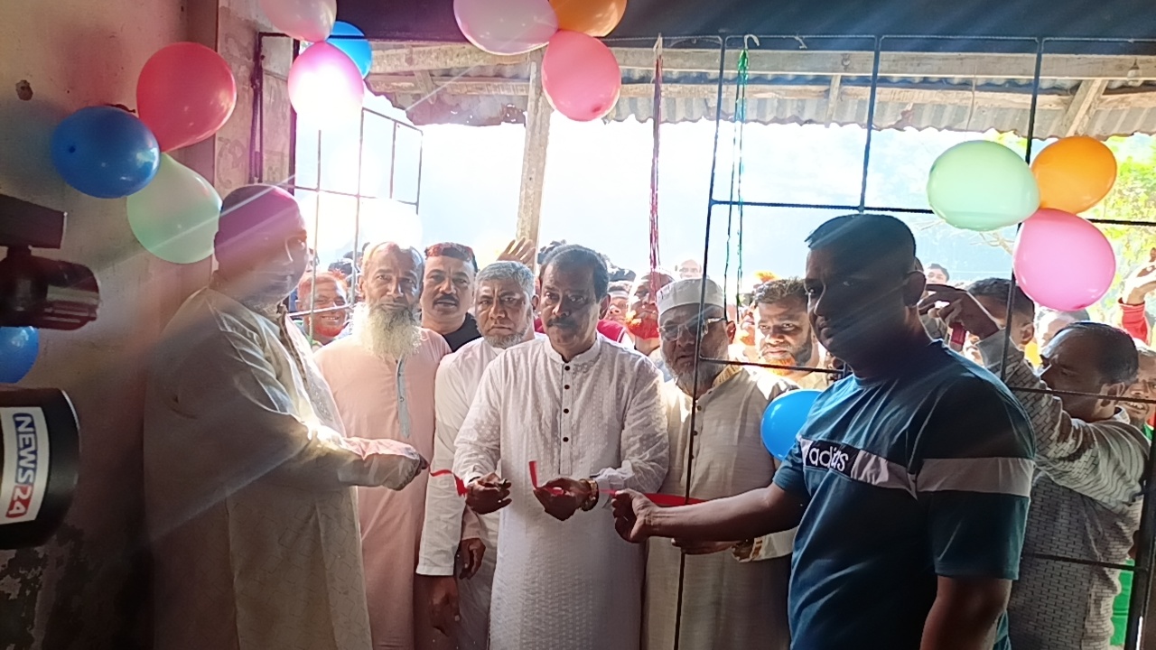 ত্রয়োদশ জাতীয় সংসদ নির্বাচনকে সামনে রেখে ইসলামগঞ্জ বটতলীতে বিএনপির পথসভা