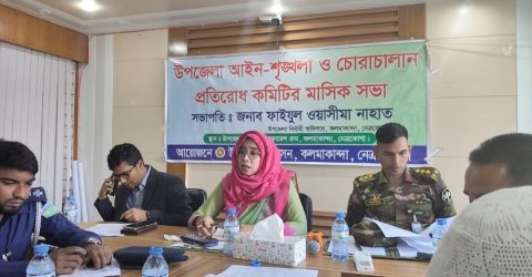 জনসম্মুখে ধরল, পরে ছাড়ল-ডিবির আচরণে প্রশ্ন