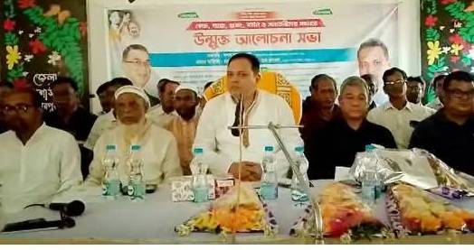 ঝিনাইগাতীতে বিএনপি’র প্রার্থীর সঙ্গে আদিবাসীদের মত বিনিময়।