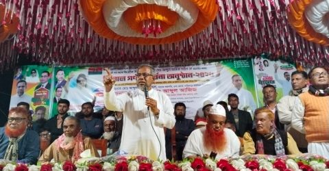 নাজিরপুর ইউনিয়নের বৃ – কাঁশো মদিনা বাজারে বি এন পির প্রার্থী  আব্দুল আজিজ কে  গণসংবর্ধনা দিলেন বি এন পির নেতৃবৃন্দ