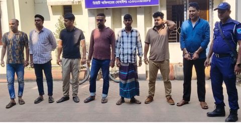 রূপগঞ্জে ছাত্রলীগের সাত নেতা গ্রেফতার