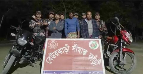 ঠাকুরগাঁও সীমান্তে মাদক ও নিষিদ্ধ ওষুধসহ তিনজন আটক