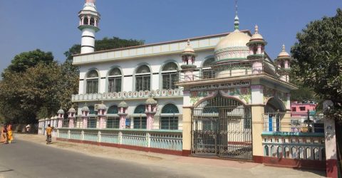 সিরাজগঞ্জের এনায়েতপুর কেন্দ্রীয় বড় জামে মসজিদের উদ্যোগে ১২০তম ঐতিহাসিক তাফসীরুল কুরআন মাহফিল