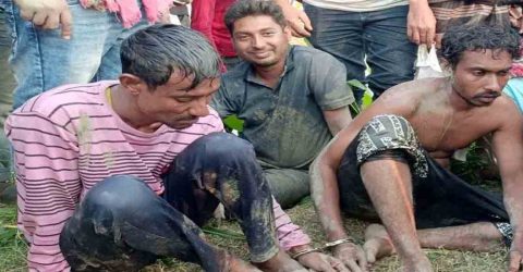 ঝিনাইদহ মহেশপুরে কৃষকের ছদ্মবেশে দুই ডাকাত ধরলো পুলিশ