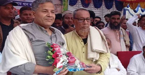 ফরিদপুর-৪ আসনে বিএনপি মনোনীত প্রার্থী শহিদুল ইসলাম বাবুলের নির্বাচনী উঠান বৈঠকে আওয়ামী লীগের যোগদানঃ