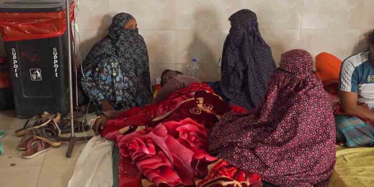 প্রতিবেশীকে বিয়ের দাওয়াত না দেওয়াই দুই পক্ষের সংঘর্ষ, আহত ১০ জন