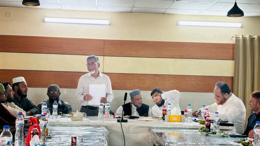 ঢাকাস্থ চাটখিল ফোরামের সভাপতি -অধ্যাপক নুর নবী, সম্পাদক -রাজন