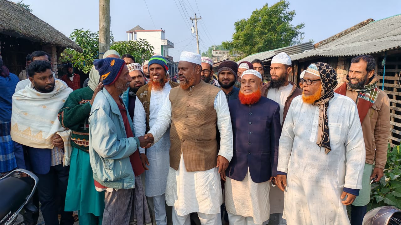 কয়রায় নির্বাচনী গনসংযোগ করেছেন জামায়াত মনোনীত প্রার্থী আবুল কালাম আজাদ