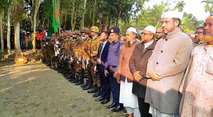 জাতিসংঘ শান্তিরক্ষা মিশনে নিহত উলিপুরের সেনা সদস্য মমিনুল ইসলামের মরদেহ রাষ্ট্রীয় মর্যাদায় দাফন