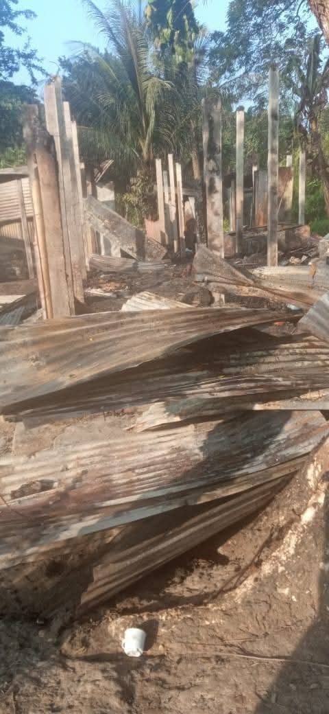 চট্টগ্রাম রাউজানে মধ্যরাতে হিন্দু পরিবার আগুন দে দুর্বৃত্তরা